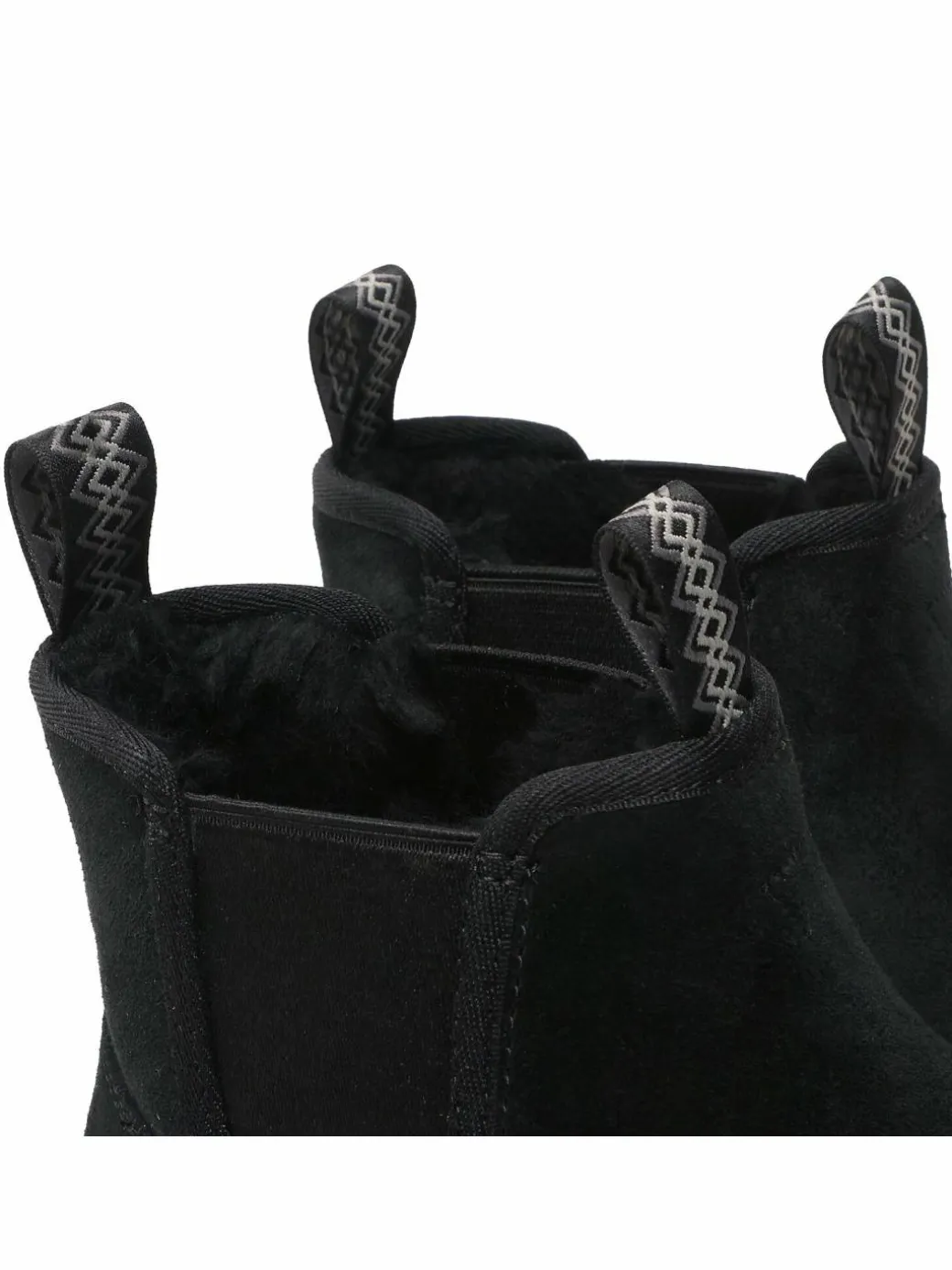 Chelsea M Neumel Chelsea 1121644 Nero