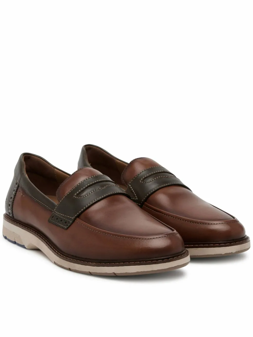 Mocassini Stuart 08 22308 Marrone