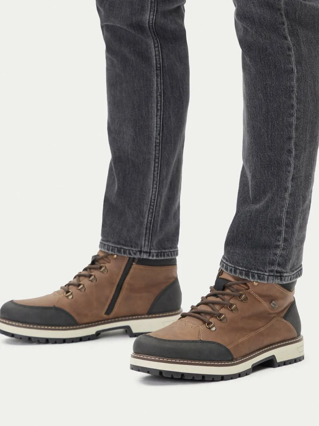 Polacchine F8302-24 Marrone