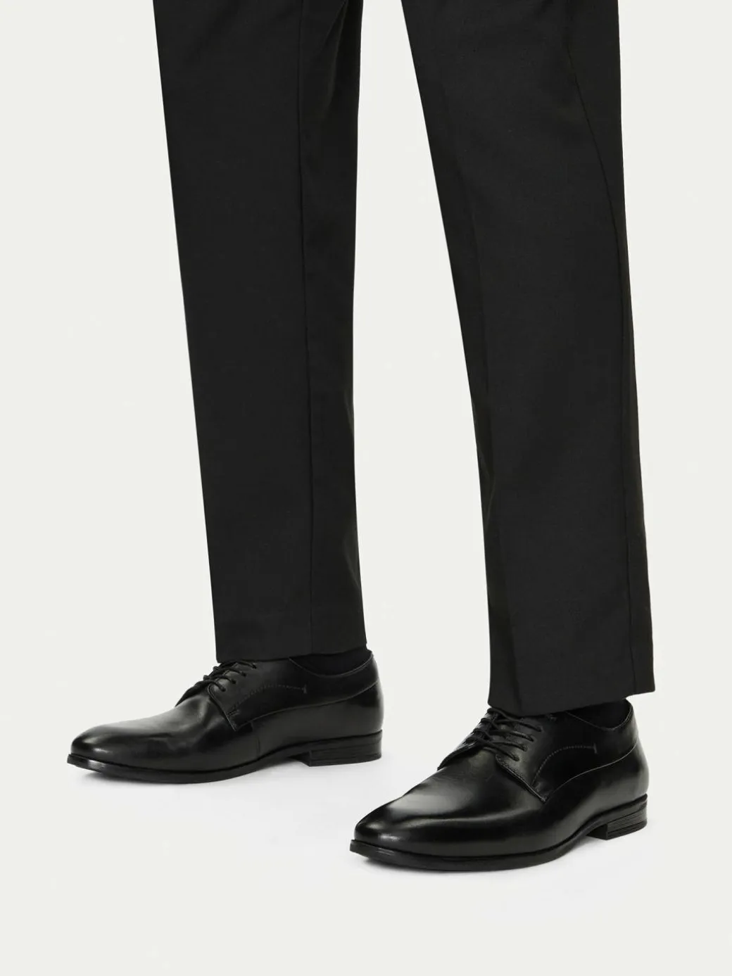 Scarpe basse MI08-BRYAN-04 Nero