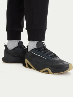 Scarpe da palestra UA Charged Commit TR 5 6007140 Nero
