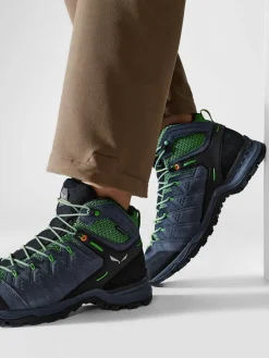 Scarpe da trekking Ms Alp Mate Mid Wp 61384-3862 Blu scuro