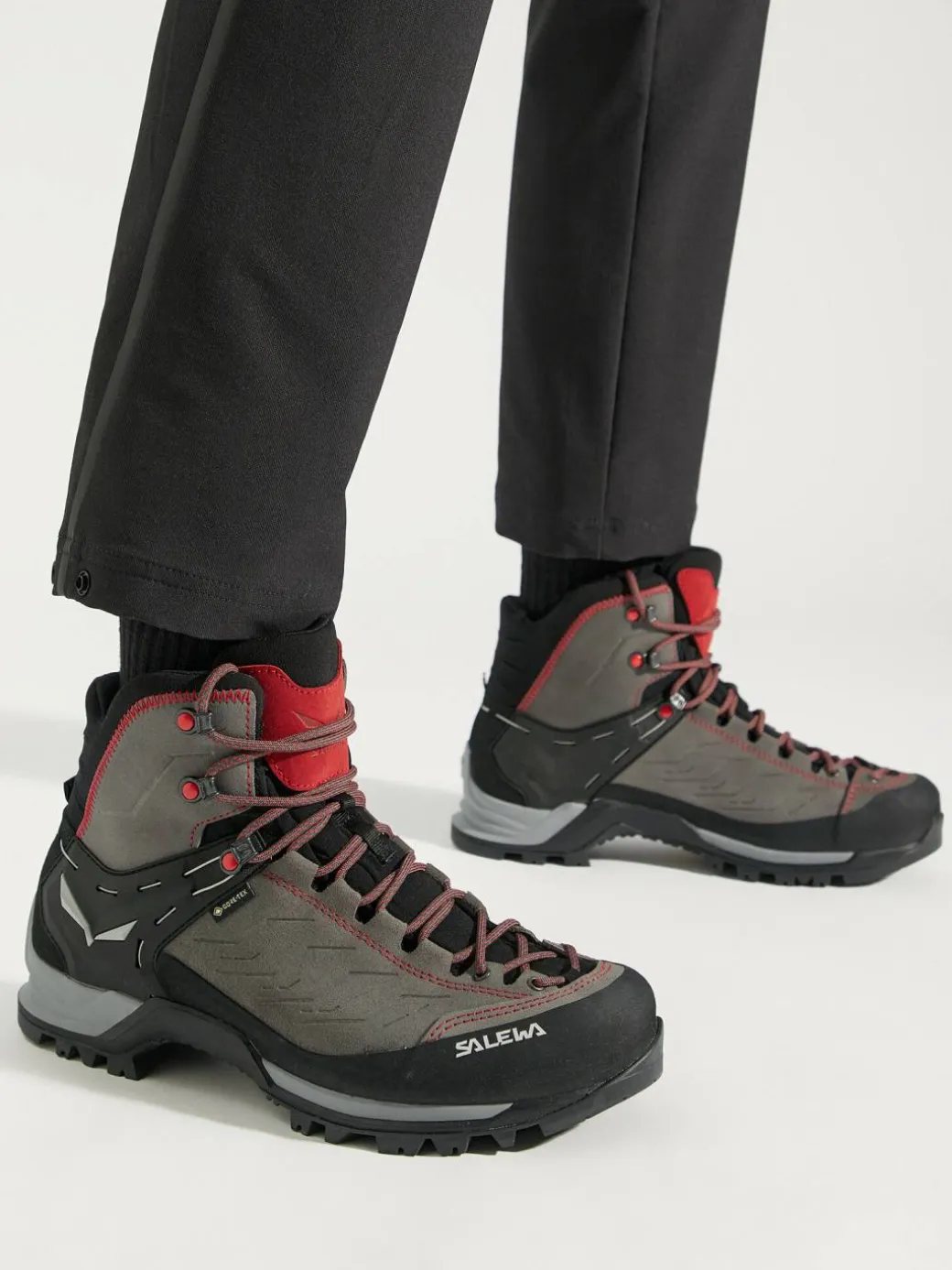 Scarpe da trekking Mtn Trainer Mid Gtx GORE-TEX 63458-4720 Grigio