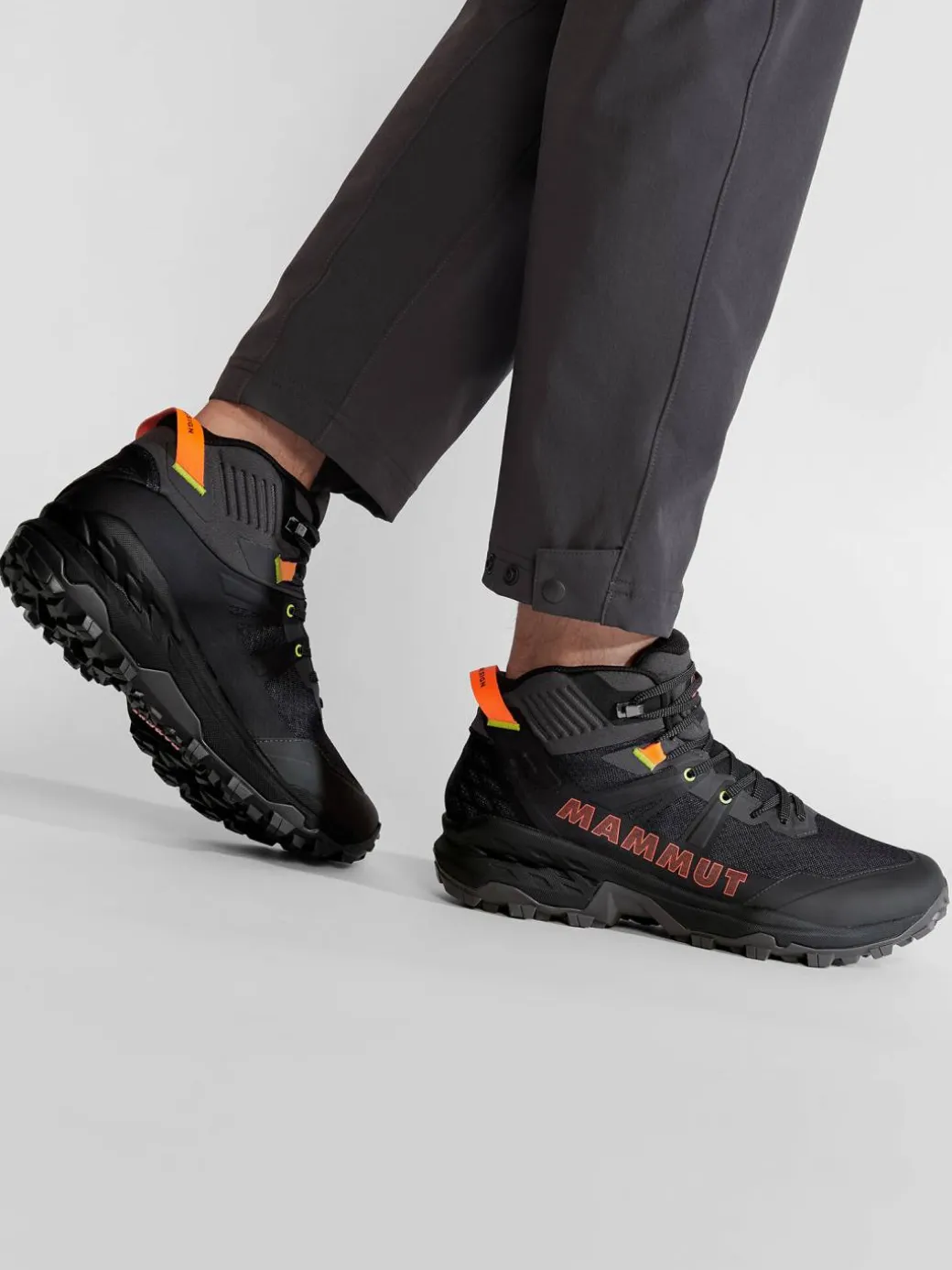 Scarpe da trekking Sertig II Mid Gtx GORE-TEX 3030-04830-00692-1095 Nero