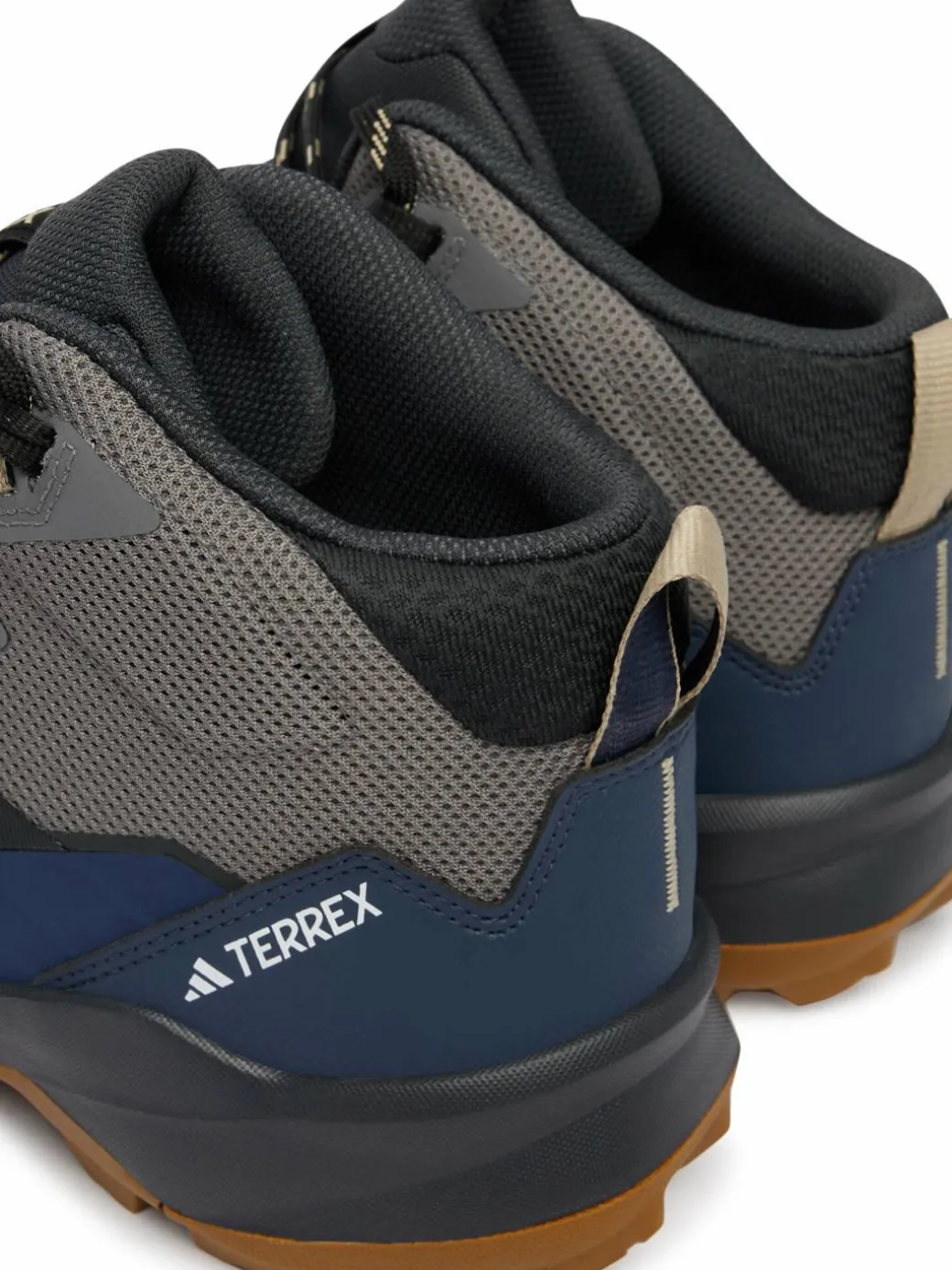 Scarpe da trekking Terrex Skychaser Ax5 Mid Gore-Tex JQ2208 Grigio