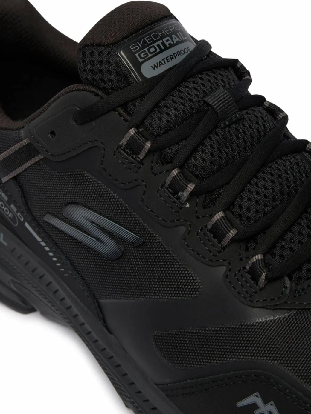 Scarpe running Go Run Trail Altitude 2.0 220757 BBK Nero