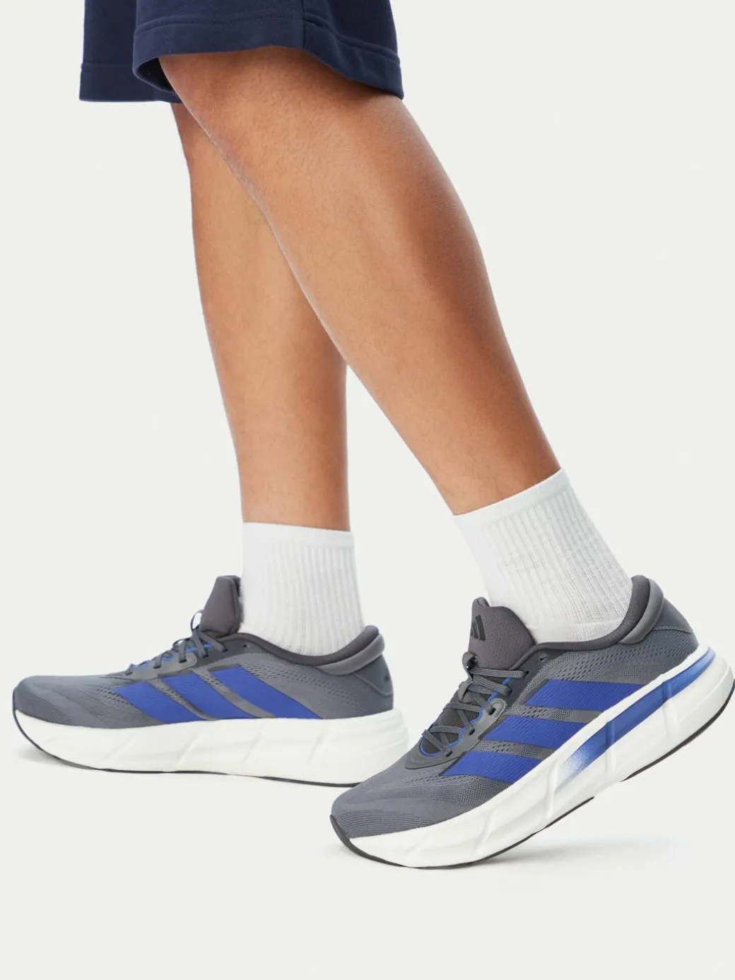 Scarpe running Questar 4 Running Shoes IH9820 Grigio