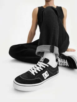 Scarpe sportive EO-MC-250623YX Nero