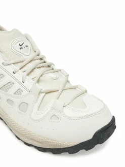 Sneakers Acg Air Exploraid FJ1920 Bianco