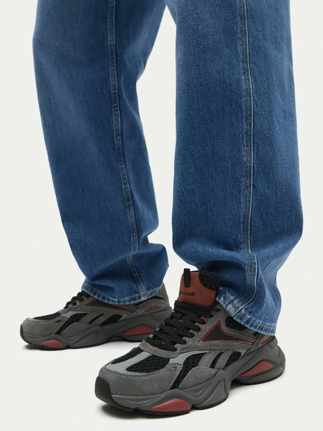 Sneakers CHARGE AR30246MNRB Grigio
