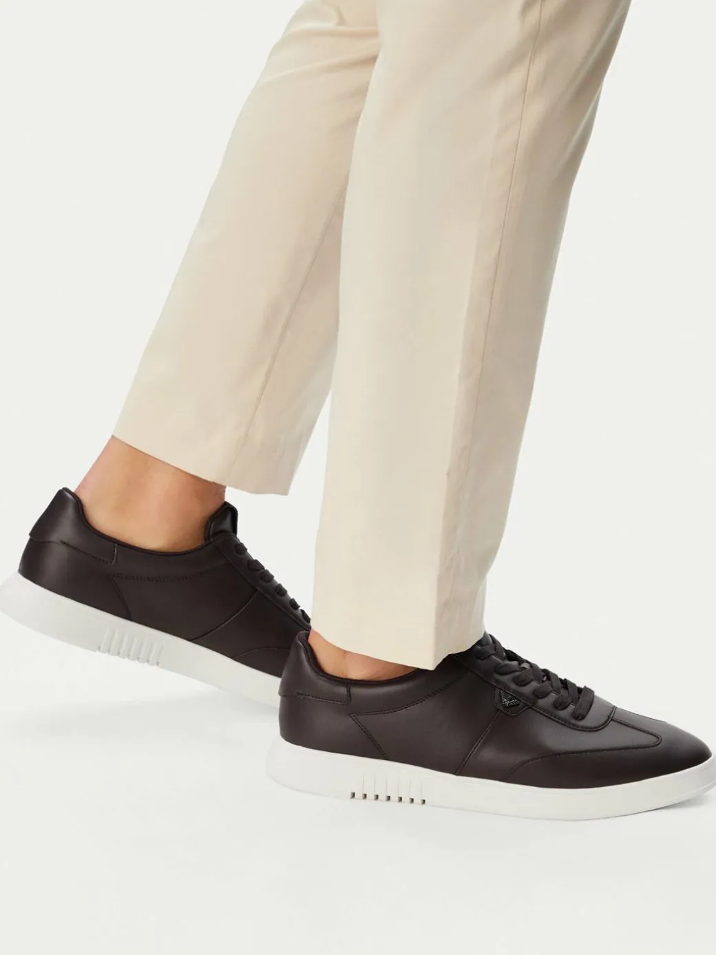 Sneakers EM003062 AF20004 U6030 Marrone scuro