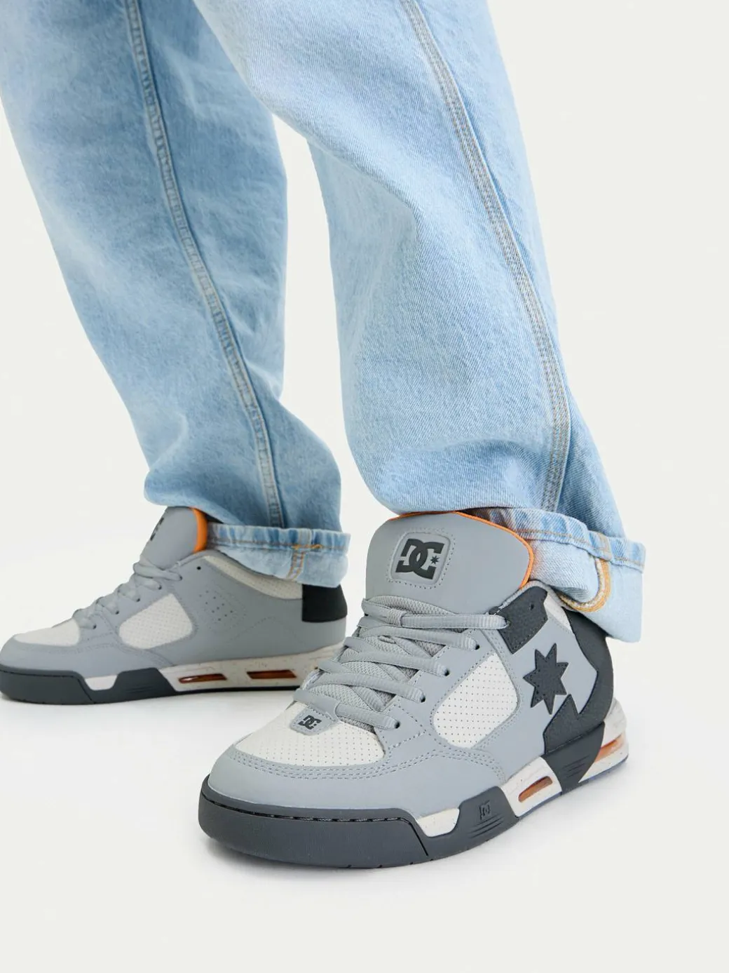 Sneakers EO-COMMAND DC02220027 Grigio