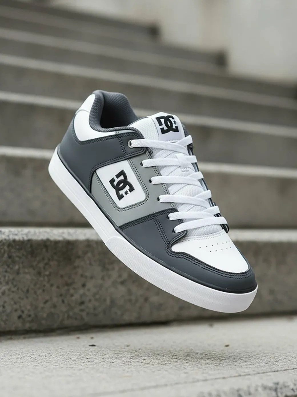 Sneakers EO-PURE DC01782027 Grigio