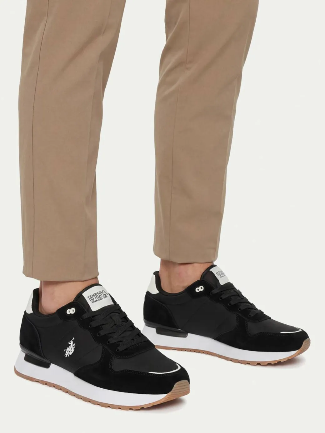 Sneakers EO-SMYTH001M/6TS1 Nero