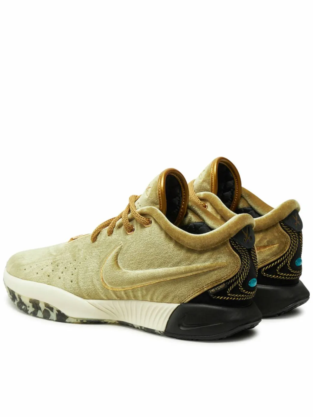Sneakers Lebron XXI Qs FZ7883 700 Marrone