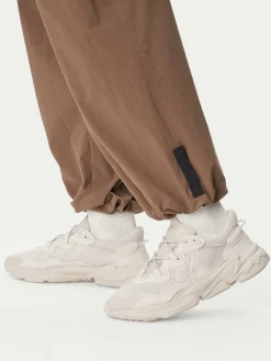 Sneakers Ozweego FY2023 Crema