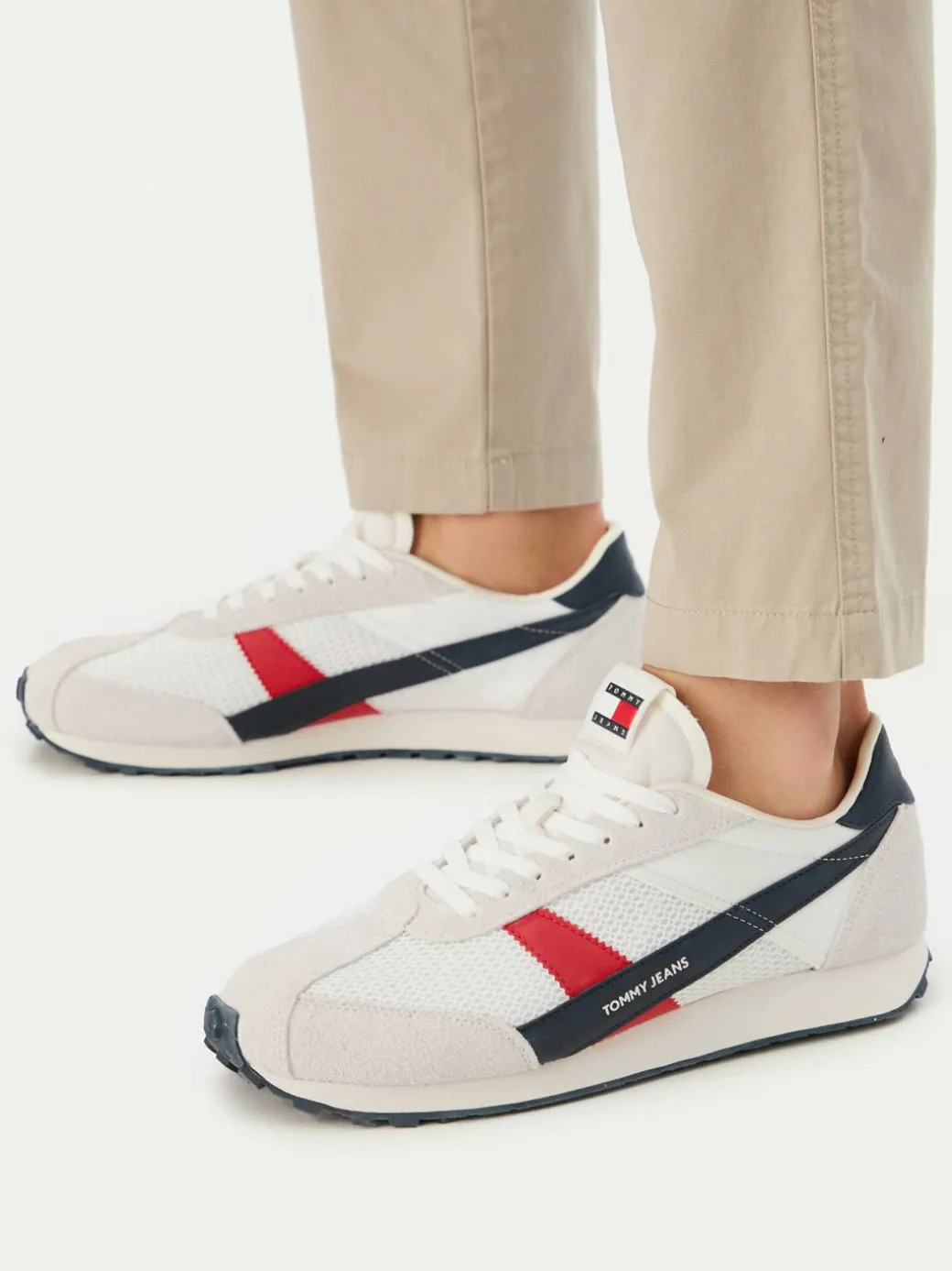 Sneakers Retro Runner Archive Open Mesh EM0EM01715 Bianco