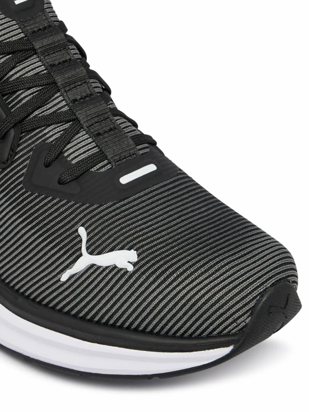Sneakers Softride Enzo 6 Hype 313752 02 Nero