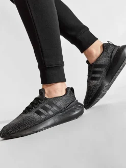 Sneakers Swift Run 22 GZ3500 Nero