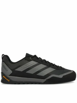 Sneakers Terrex Skychaser Solo Approach JS4327 Nero