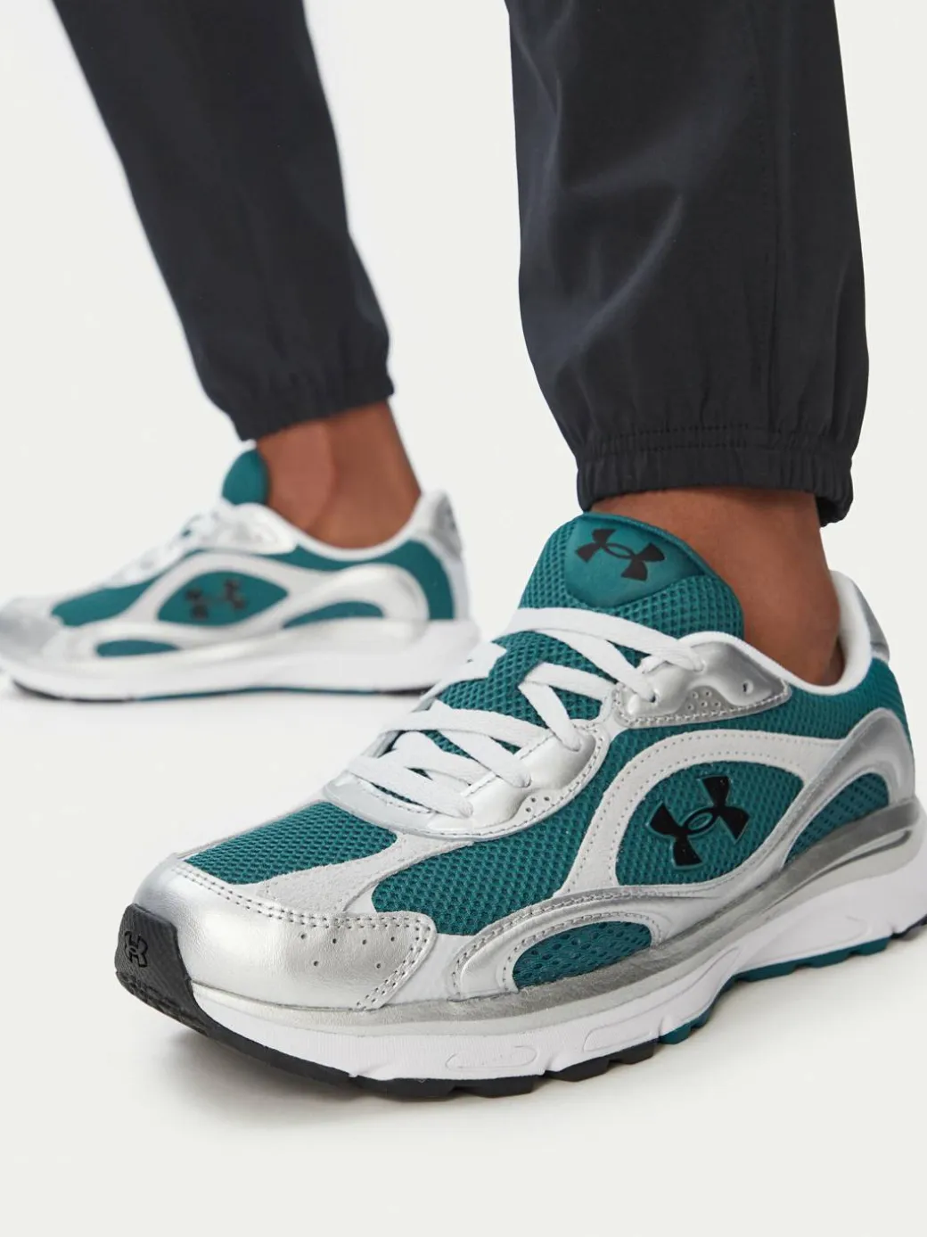 Sneakers UA Tech Runner 6011293 Verde