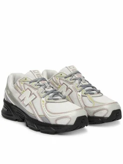 Sneakers U7403UQ Grigio