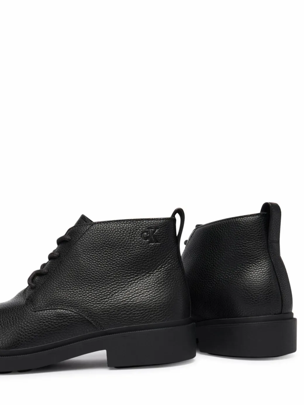 Stivaletti Dress Lug Desert Boot Lth YM0YM01427 Nero